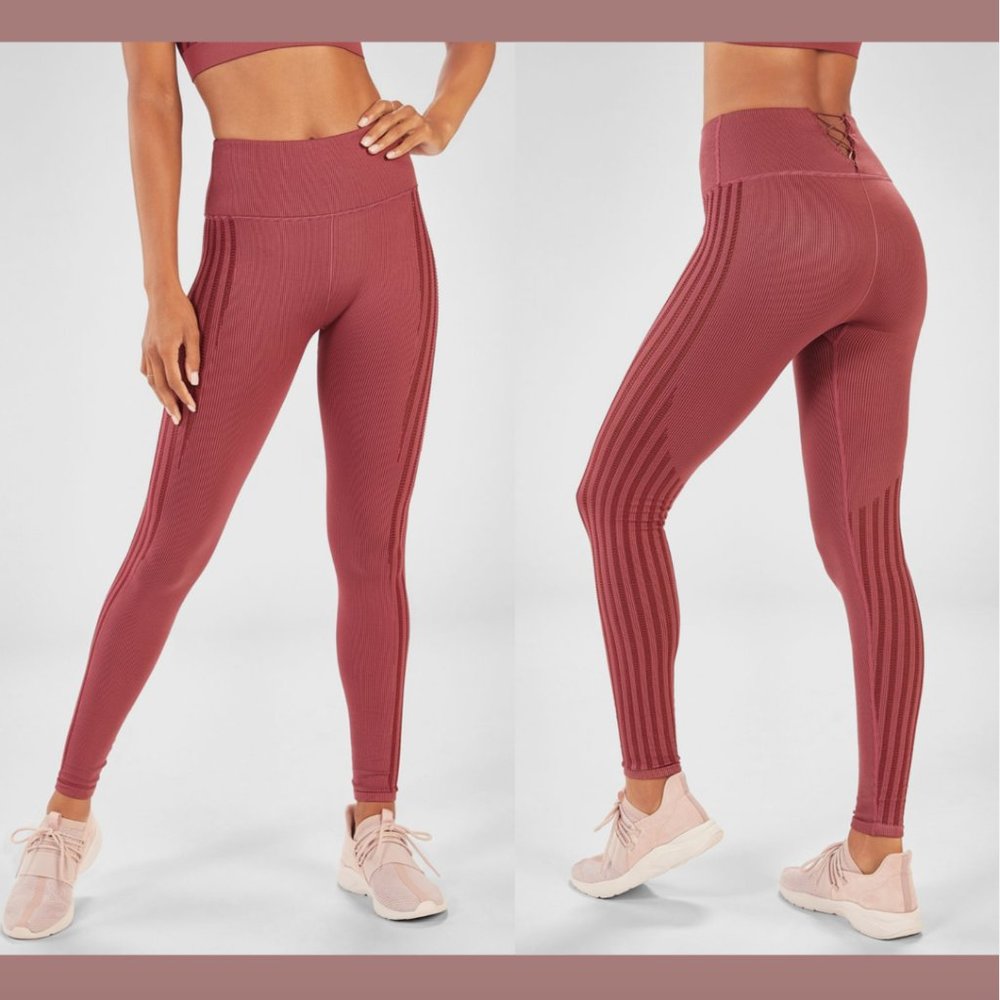 NWT‎ $50 Fabletics [ Small ] High-Waisted Seamless Rib Leggings Dark Rouge #5960